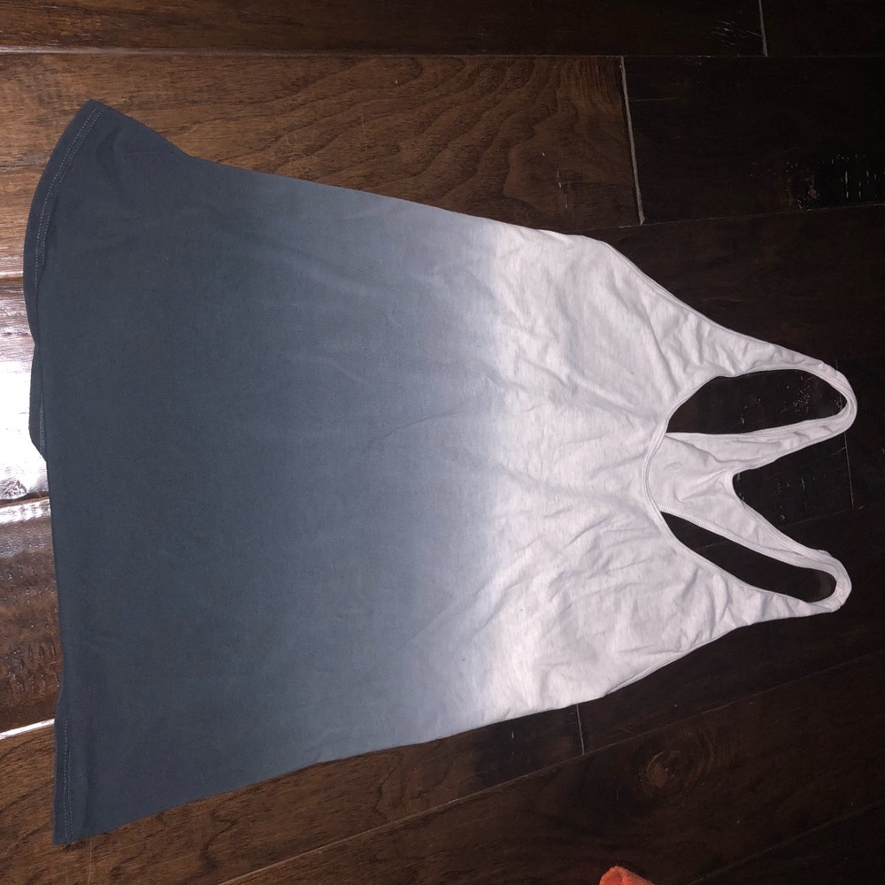 Lululemon Razorback